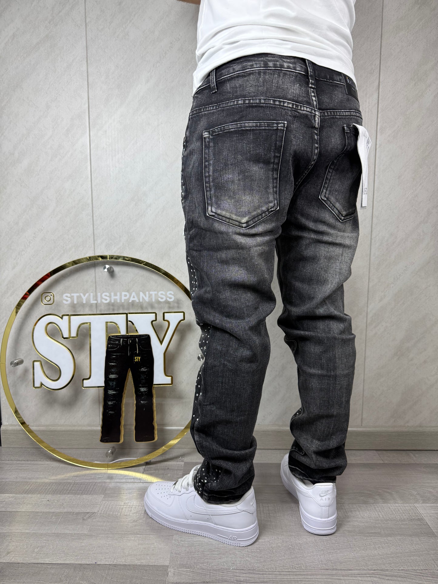 exclusive jeans